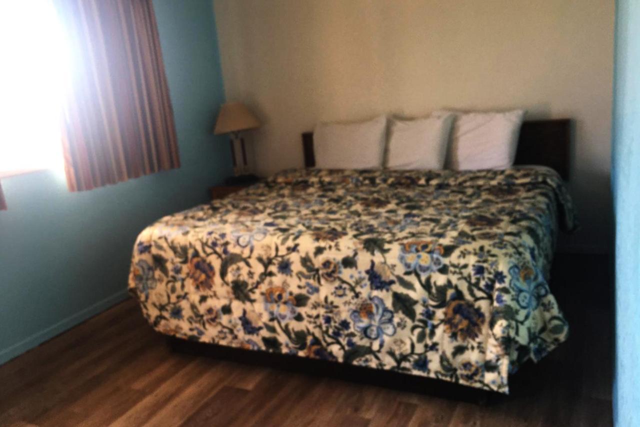 Motel Sky Palace & Suits Of 3*